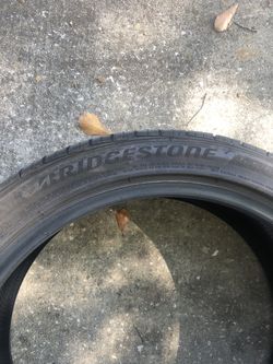 Bridgestone 235/40R19