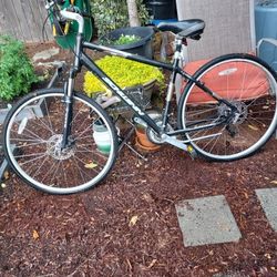 Schwinn Voyargeur 16 Gear Mountain Bike 