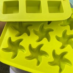 Ice Cube Tray