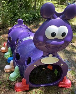 Feber Happy caterpillar climbing tunnel kids play house .