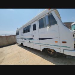 Apollo MotorhomeIF AD IS UP ITS STILL AVAILABLE 