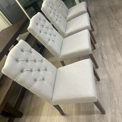 4 Tan Dinning Table Chairs 