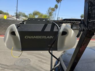 Garage door opener / Motor puerta garaje