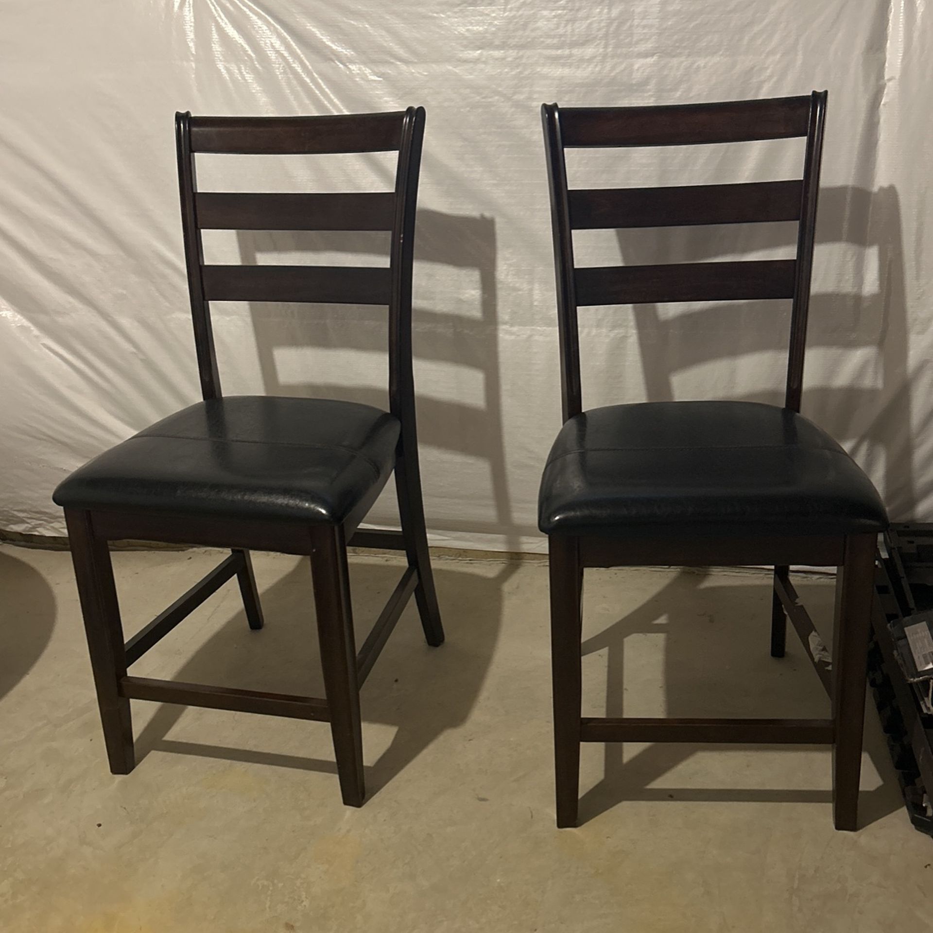 2 Dining Chairs