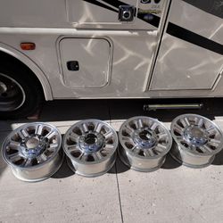 New Ford Superduty King Ranch 18” wheels 8x170