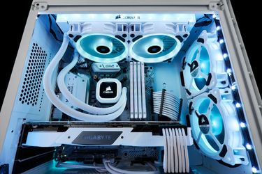 Custom Gaming PCs!!! By Bellz & Whistlez