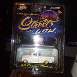 JADE TOYS LOW RIDER SERIES 53 CHEVY PICKUP 