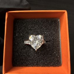 💎 5CT Heart Cut Moissanite Ring – Sterling Silver 💎