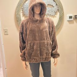 Men’s Size Large EPTM Hoodie New With Tags