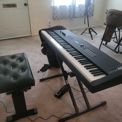 Yamaha MX88, weighted 88-Key Synth w/ Accessories