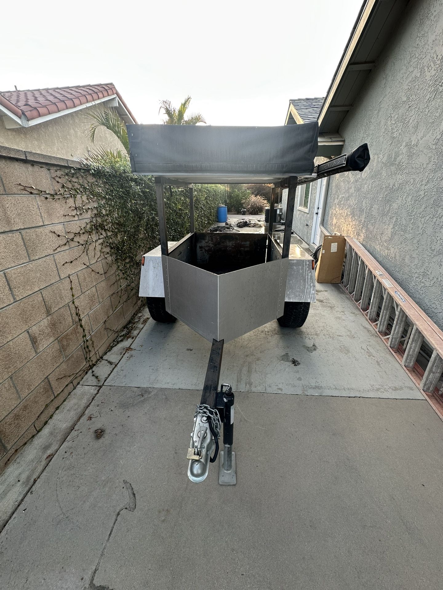 Off roading/Camping Trailer