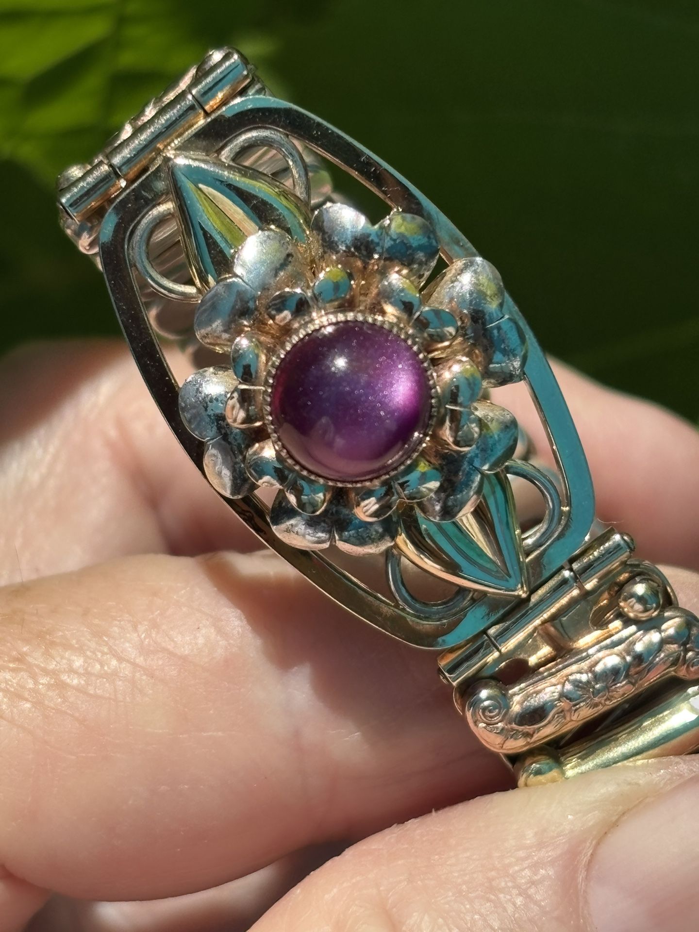 Vintage Lustern 1/20 Gold Fill on Sterling Expansion Bracelet with center cat eye purple cabochon stone