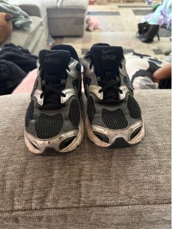 Nike Shoes Size 9.5 mens