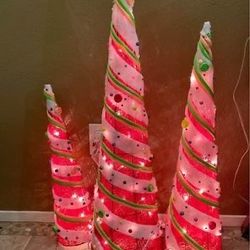 National Tree Set of 3 6/8/10 Inch Red Sisal Cones with 65 Clear Lights