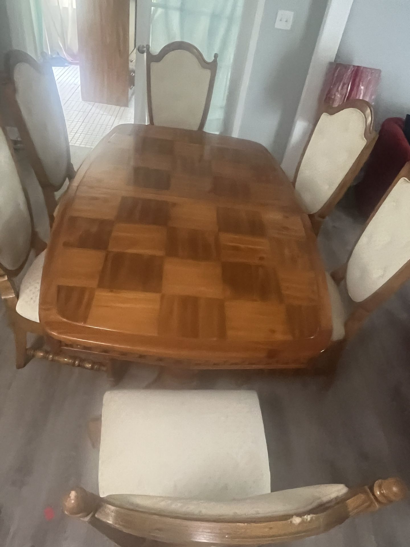 Dining Room Table Seats 6