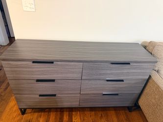 6-Drawer Double Dresser Gray Wood Grain