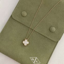 18K Gold Plated Clover Necklace 
