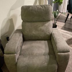 Power Recliner Chair With Charger Port