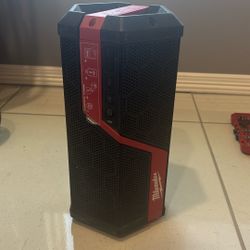 Milwaukee Bluetooth Speaker 