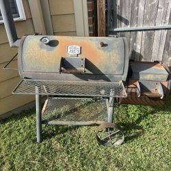 Free Bbq Pit. Has A Couple Rust Holes 