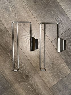 Paper Towel Holder (hangs on cabinet)