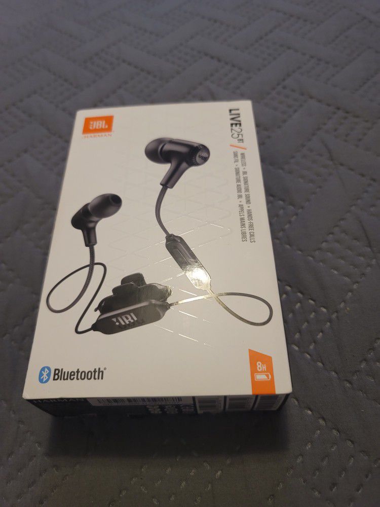 JBL Live 25 BTW Bluetooth Wireless Headphones Brand New In Box 
