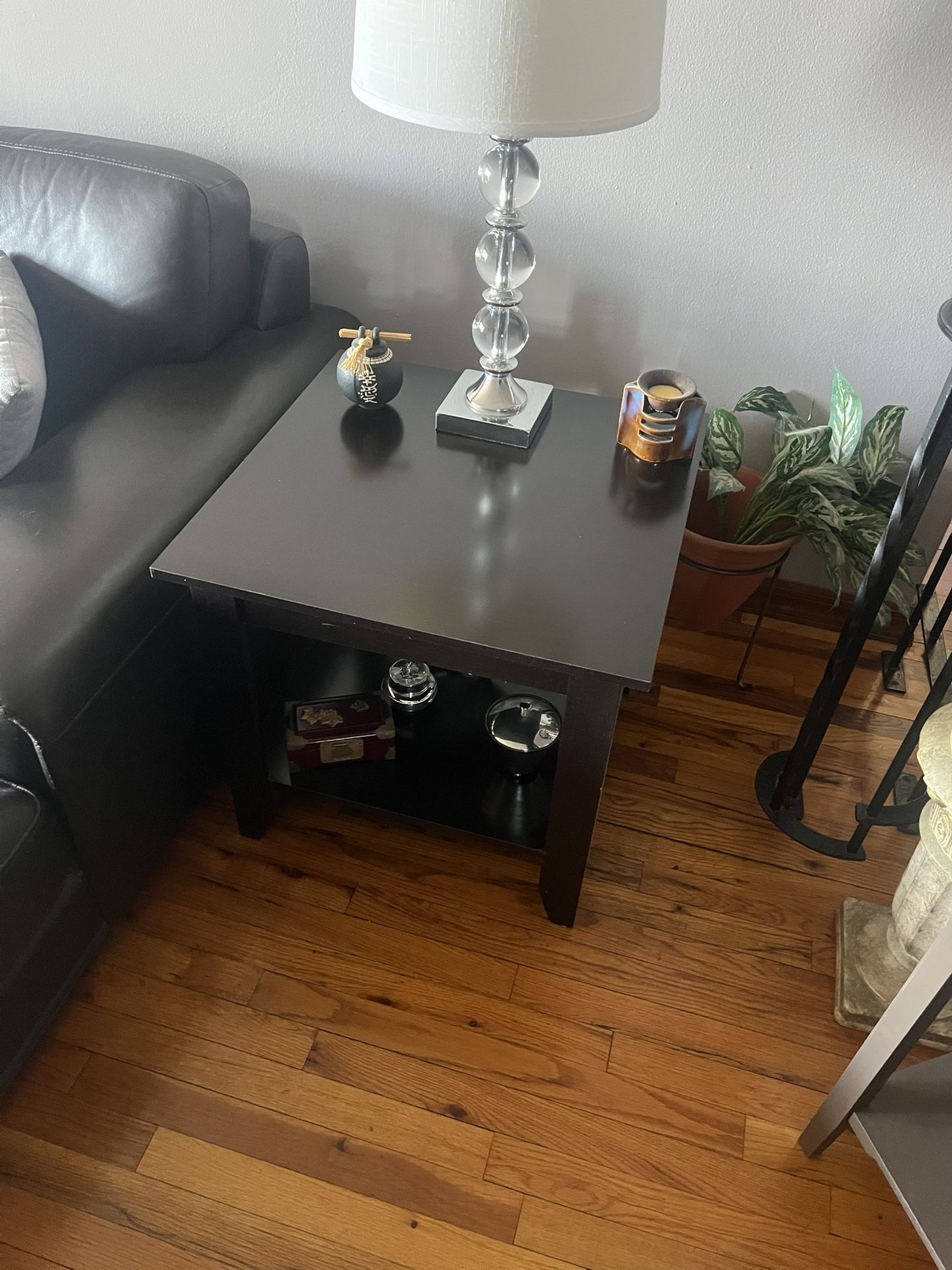 End table
