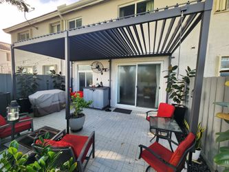 Mirador 80S Pergola 10' X 20' - $1350 OBO
