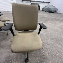Office chairs Steelcase