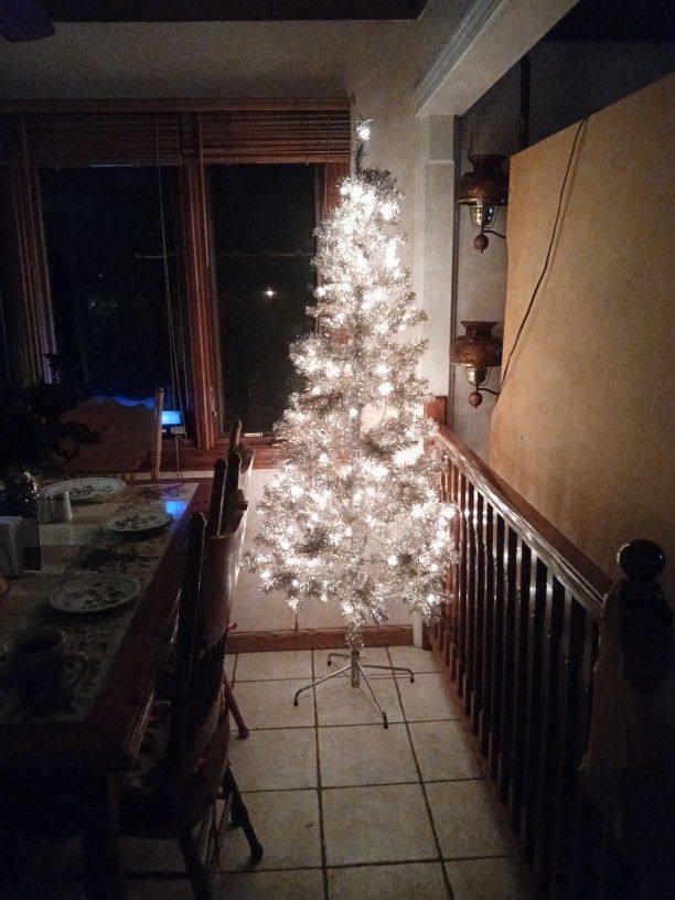Silver Tinsel Lighted Six Foot Christmas π Tree