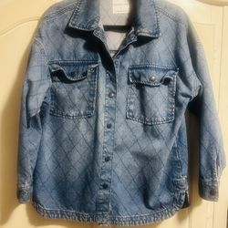 Jean jacket.. 5.00$