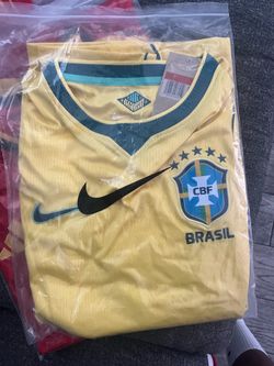 Brazil Soccer Jersey Mens Size L