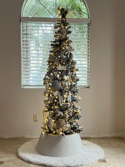 6.5 Foot Flocked Tree