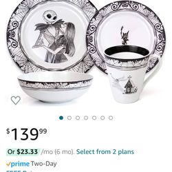 Nightmare Before Christmas 16 Dish Set