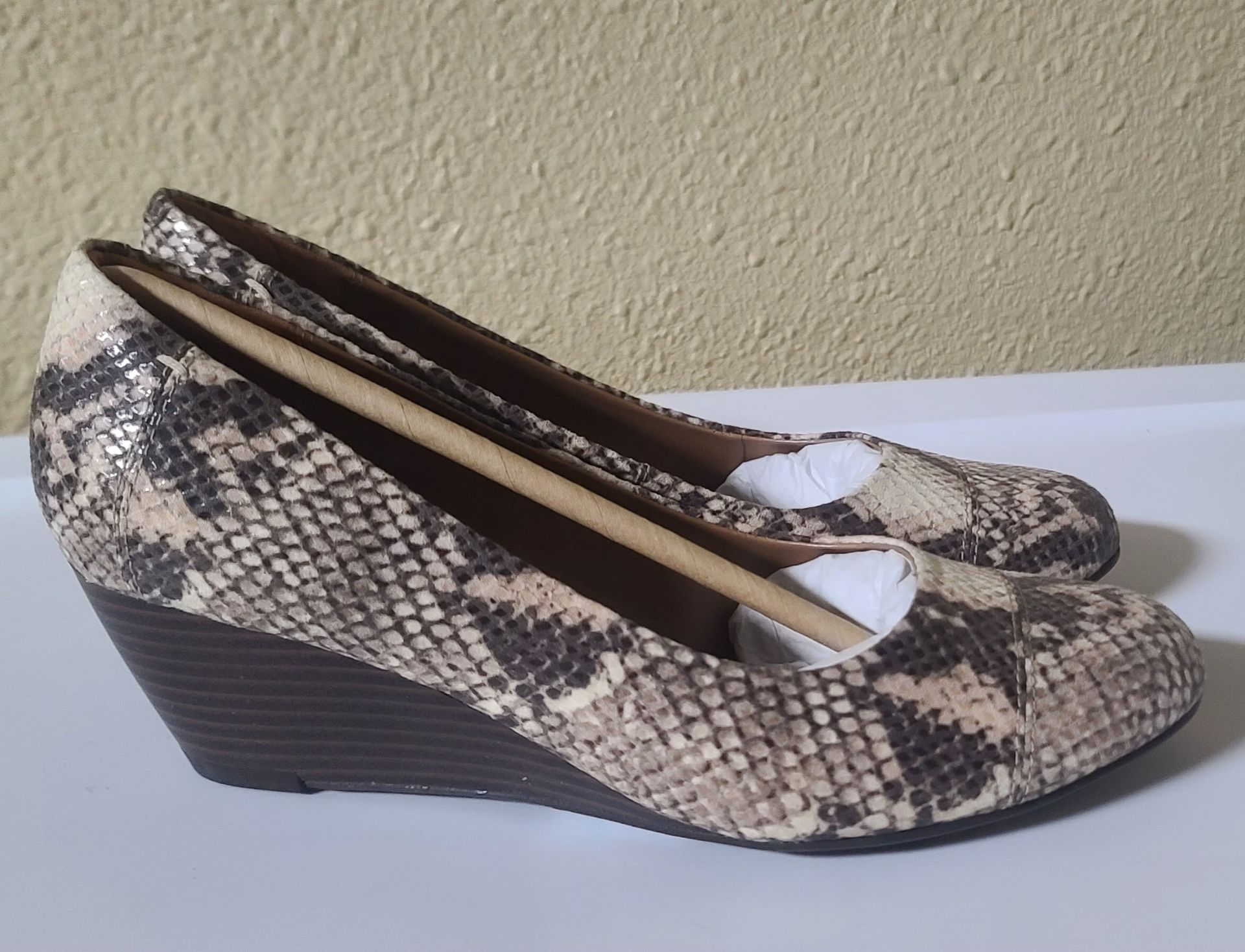 Womens Size 7