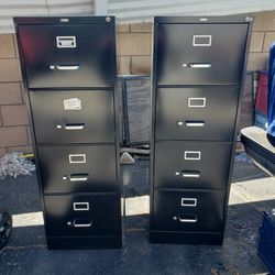 FILE CABINETS WITH KEYS