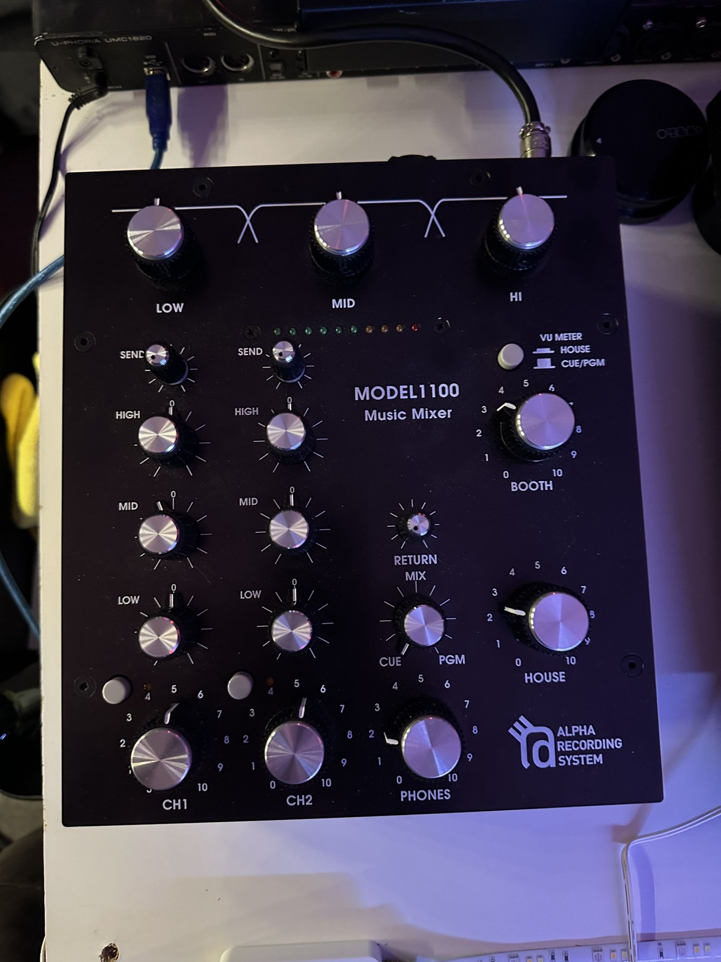 Alpha Recording System ARS 1100 2 channel Japanese rotary DJ Mixer