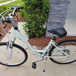 Schwinn Signature Women's Fordham 27.5'' Comfort Bike