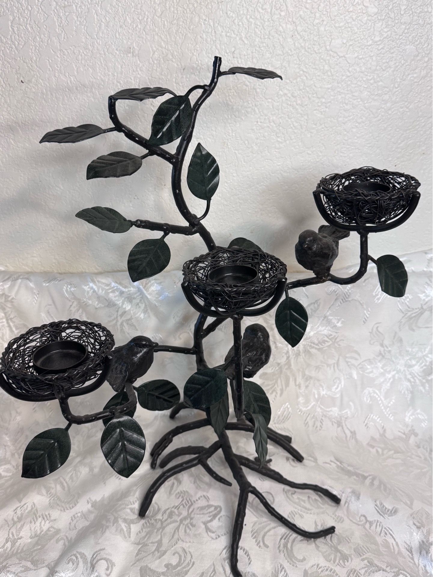 Votive candles holder