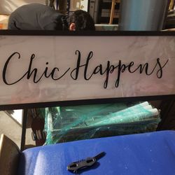 "Chic Happens"