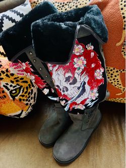 Ed Hardy Boots — Gray Suede / Faux Fur Lining / Studded / Zip-up (W Size 7)