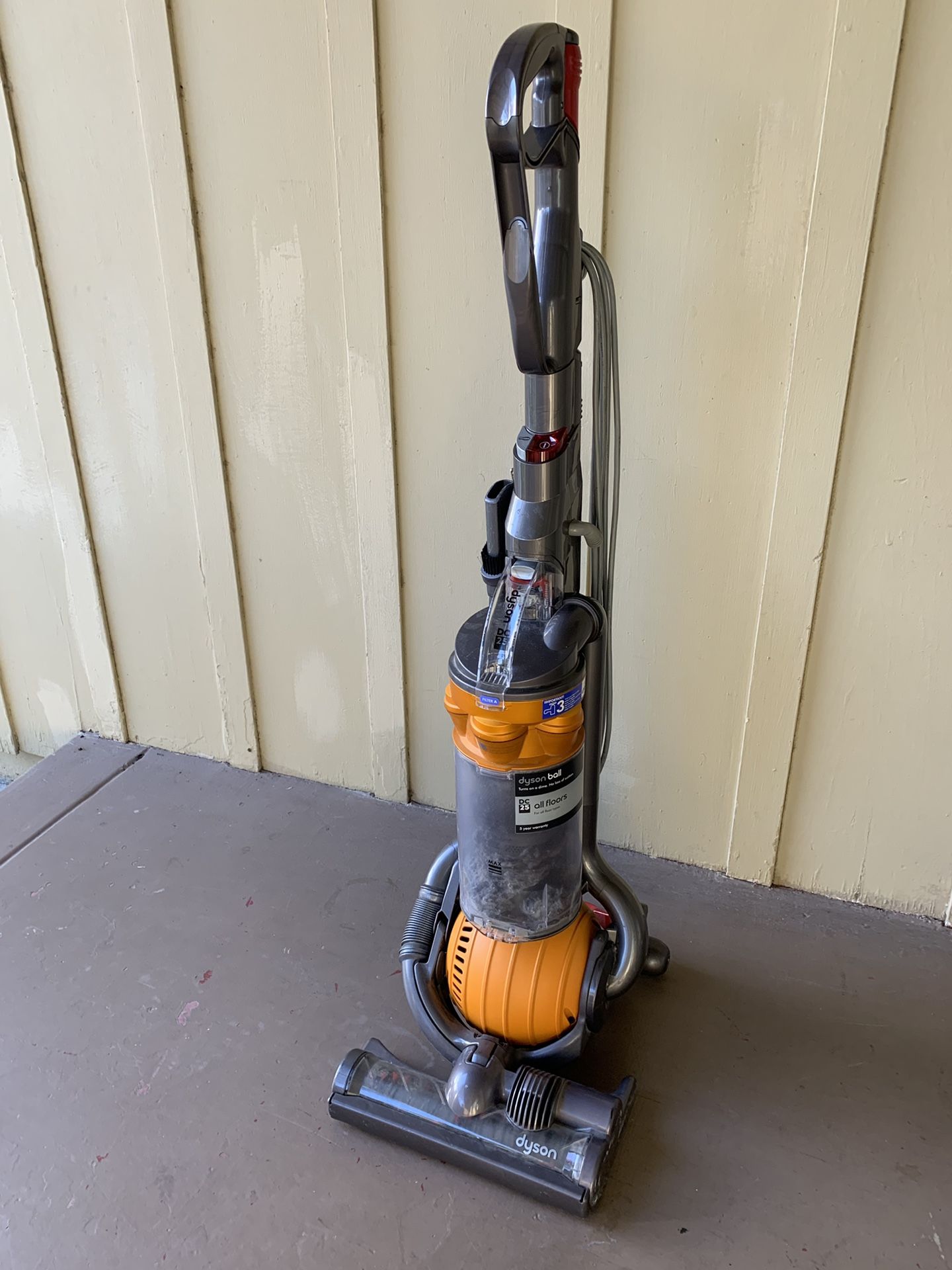 Dyson DC25 Ball All-Floors Upright Vacuum Cleaner