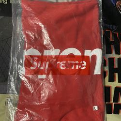 Supreme hoodie size large