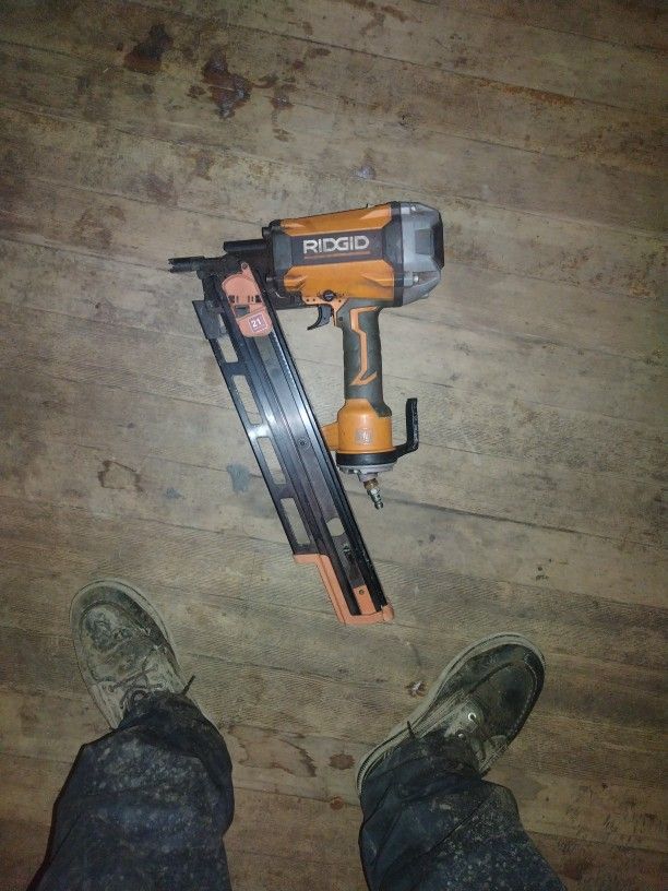 Ridgid 21° Nail Gun