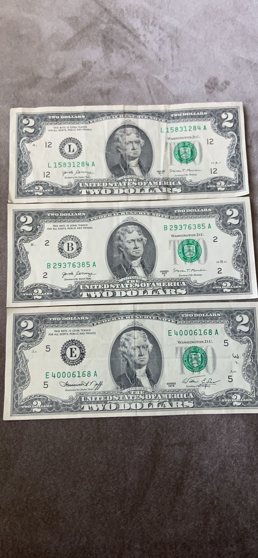 2 Dollar Bills