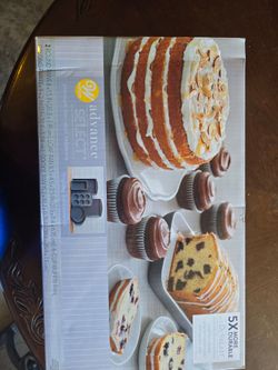 Wilton Advance Select 6-Piece Bakeware Set