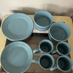 🍽️ Modern Dinnerware Set (16Pieces) - Sky Blue