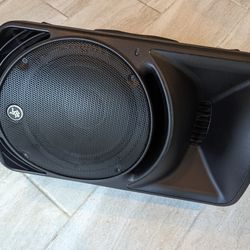 Mackie SRM450v Active Loudspeaker With Stand