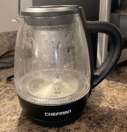 CHEFMAN 1.5L Electric Glass Kettle with LED Indicator - Fast Boiling, Cordless Design