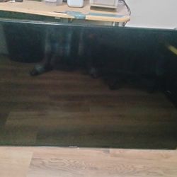 55 Inch Samsung Smart TV  For Parts Or Fix It 